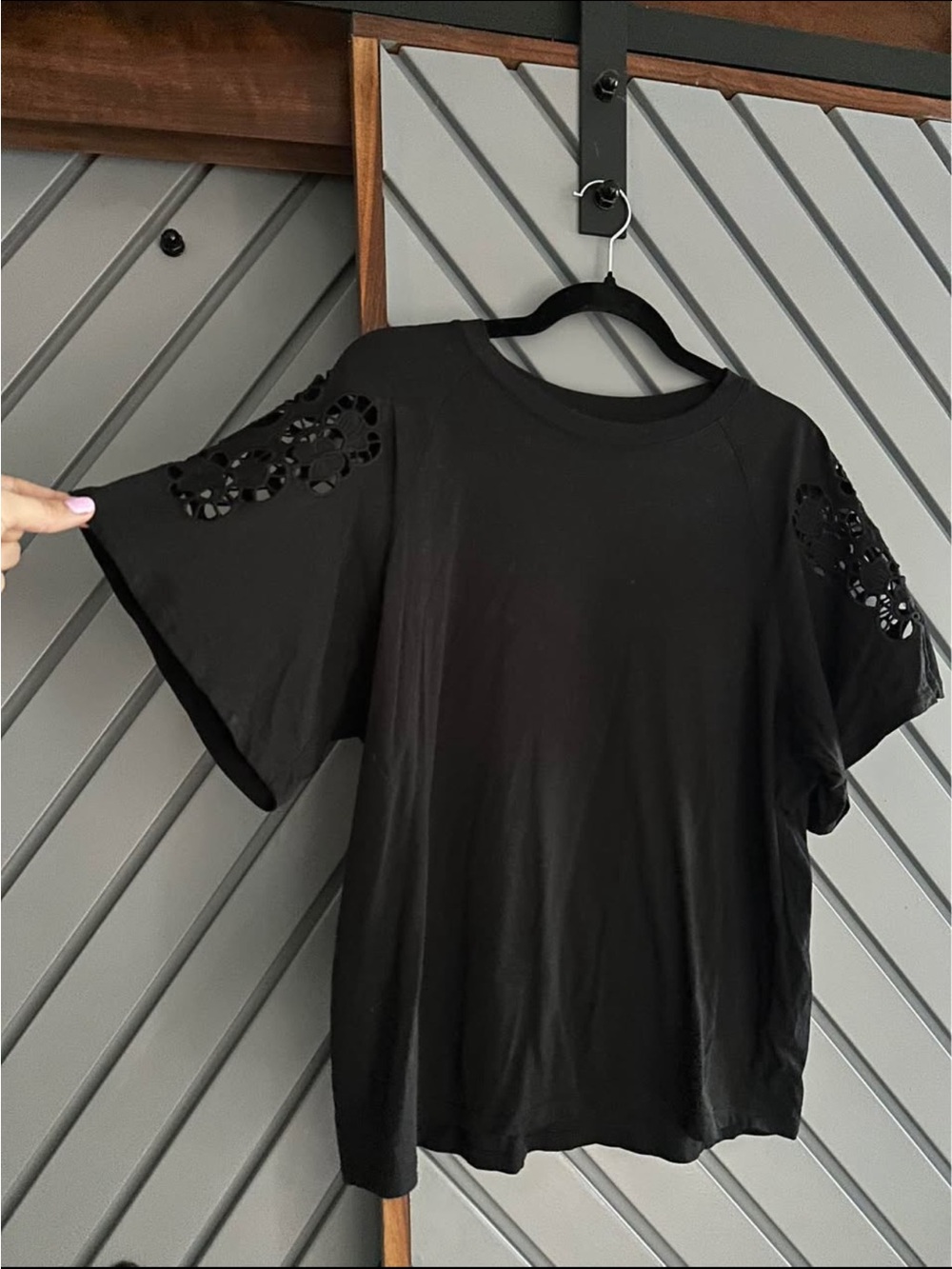 Reitmans Black Short Sleeve Top with Floral Cutout Sleeves
